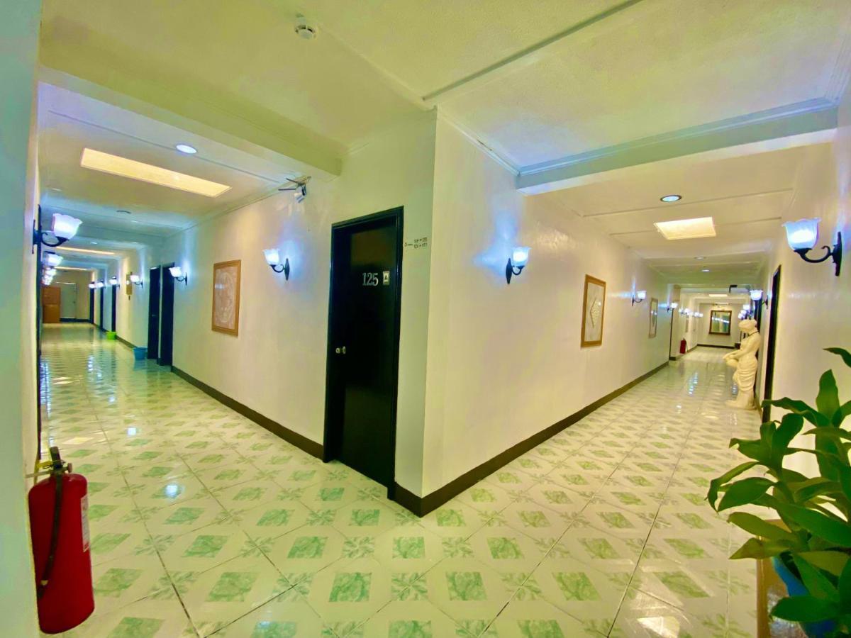 Ogh Resort Hotel Angeles Kültér fotó
